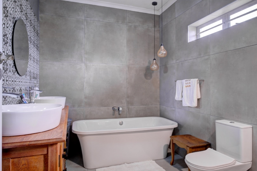 5 Bedroom Property for Sale in Mount Croix Eastern Cape